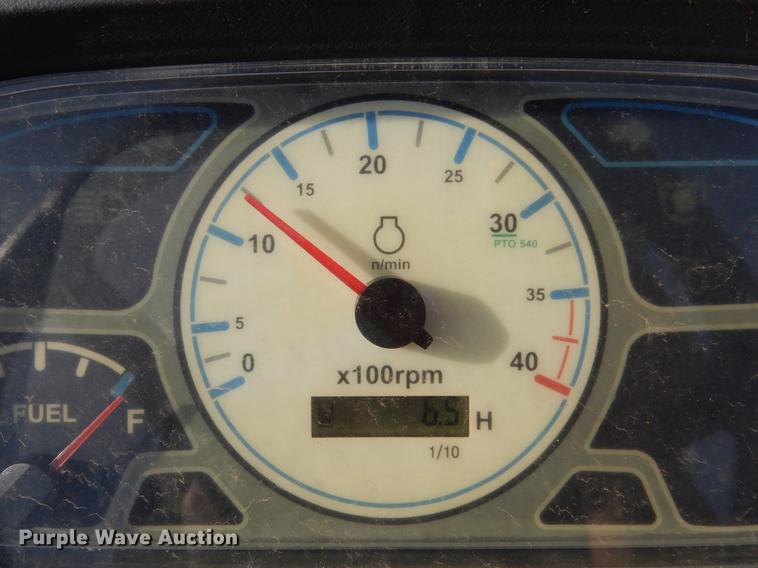 image for item DK9844 2017 Mahindra eMax 22S MFWD tractor