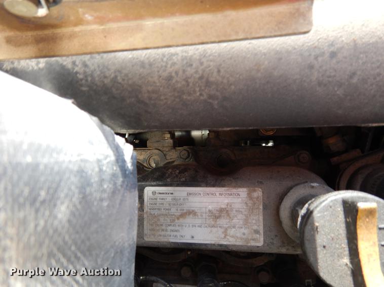 image for item DK9844 2017 Mahindra eMax 22S MFWD tractor