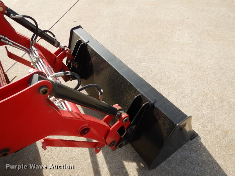 image for item DK9844 2017 Mahindra eMax 22S MFWD tractor