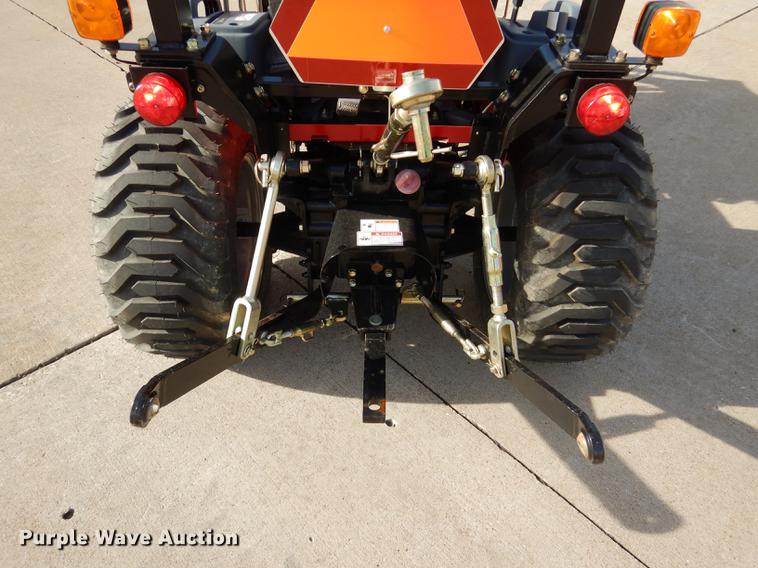 image for item DK9844 2017 Mahindra eMax 22S MFWD tractor