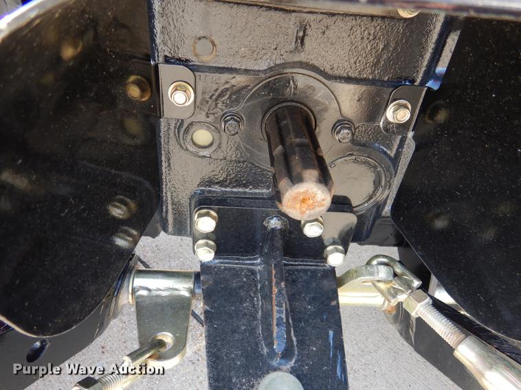 image for item DK9844 2017 Mahindra eMax 22S MFWD tractor