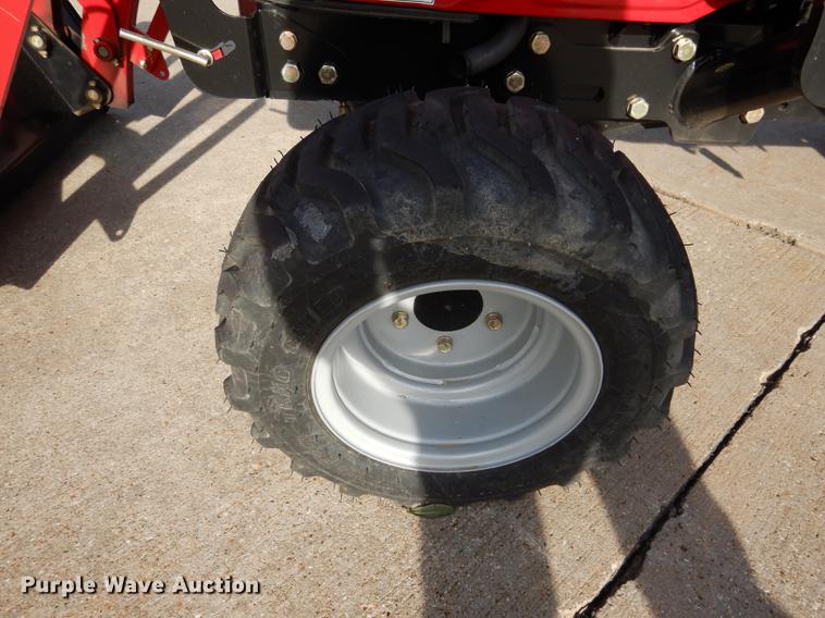 image for item DK9844 2017 Mahindra eMax 22S MFWD tractor