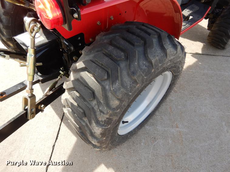 image for item DK9844 2017 Mahindra eMax 22S MFWD tractor