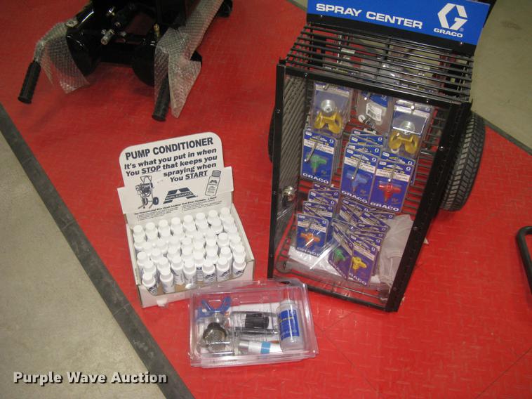 image for item DQ9656 Graco Pro 230PC paint sprayer