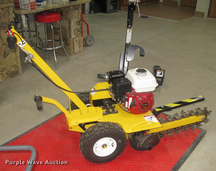 image for item DQ9660 Ground Hog T-4-HS18 trencher