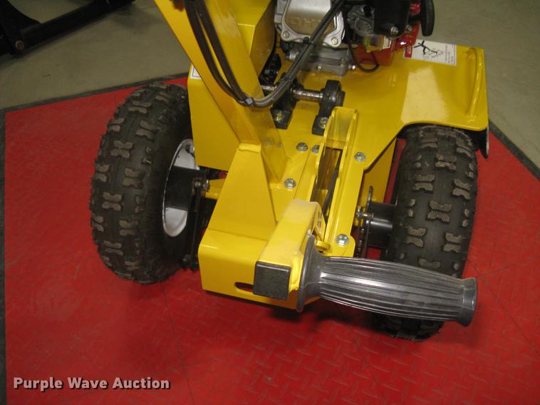 image for item DQ9660 Ground Hog T-4-HS18 trencher