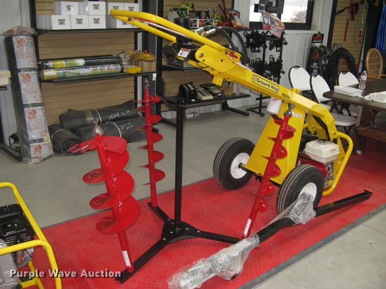 Ground Hog HD99H auger in Wichita, KS Item DQ9667 sold Purple Wave