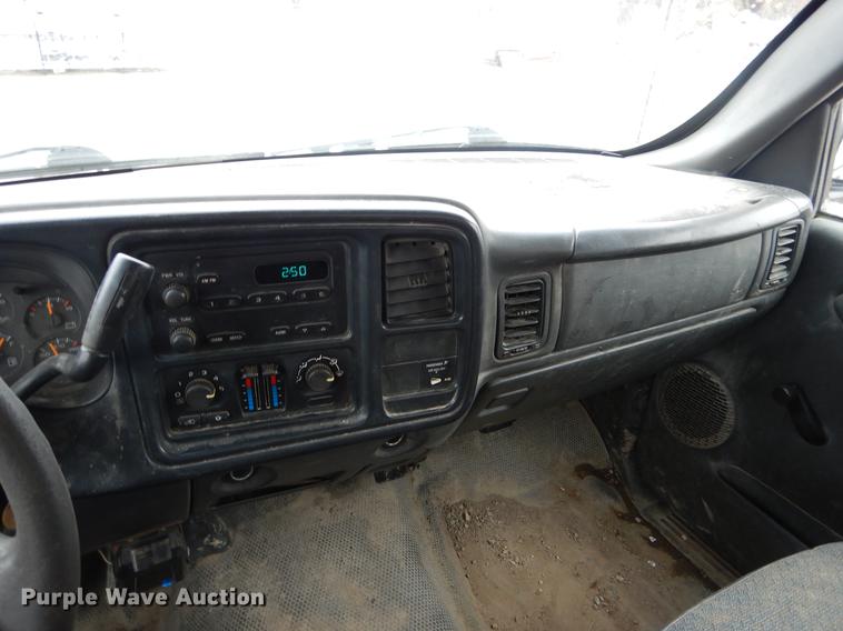 image for item DY9782 2007 Chevrolet Silverado 2500HD pickup truck