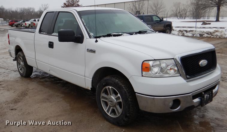 image for item DY9784 2007 Ford F150 XLT SuperCab pickup truck