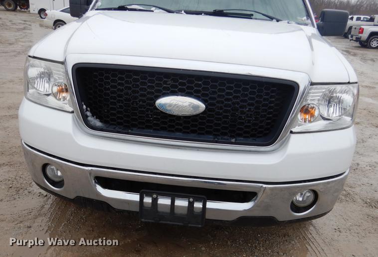 image for item DY9784 2007 Ford F150 XLT SuperCab pickup truck