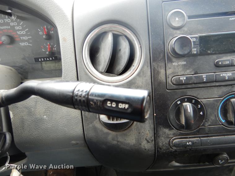 image for item DY9784 2007 Ford F150 XLT SuperCab pickup truck