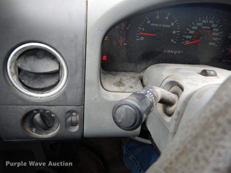 image for item DY9784 2007 Ford F150 XLT SuperCab pickup truck