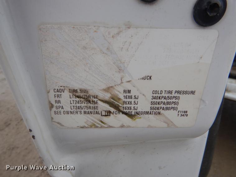 image for item DY9785 2005 Chevrolet Silverado 2500HD pickup truck