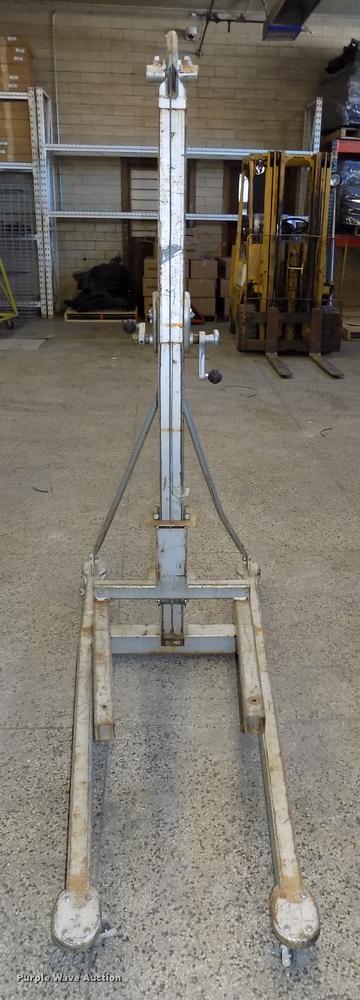 image for item DZ9625 Vermotte 520A material lift