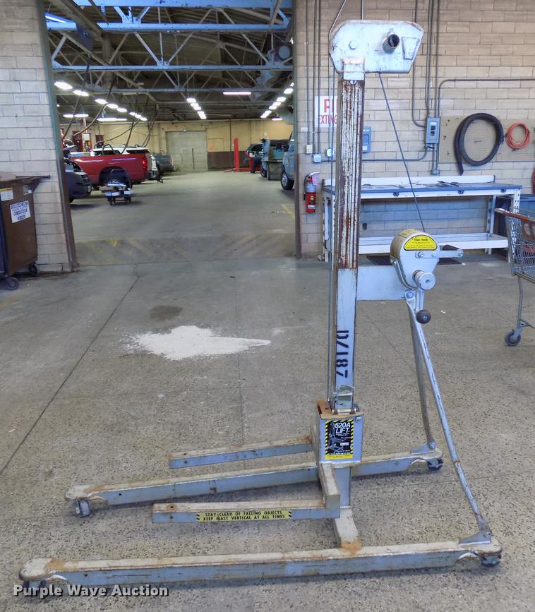 image for item DZ9625 Vermotte 520A material lift