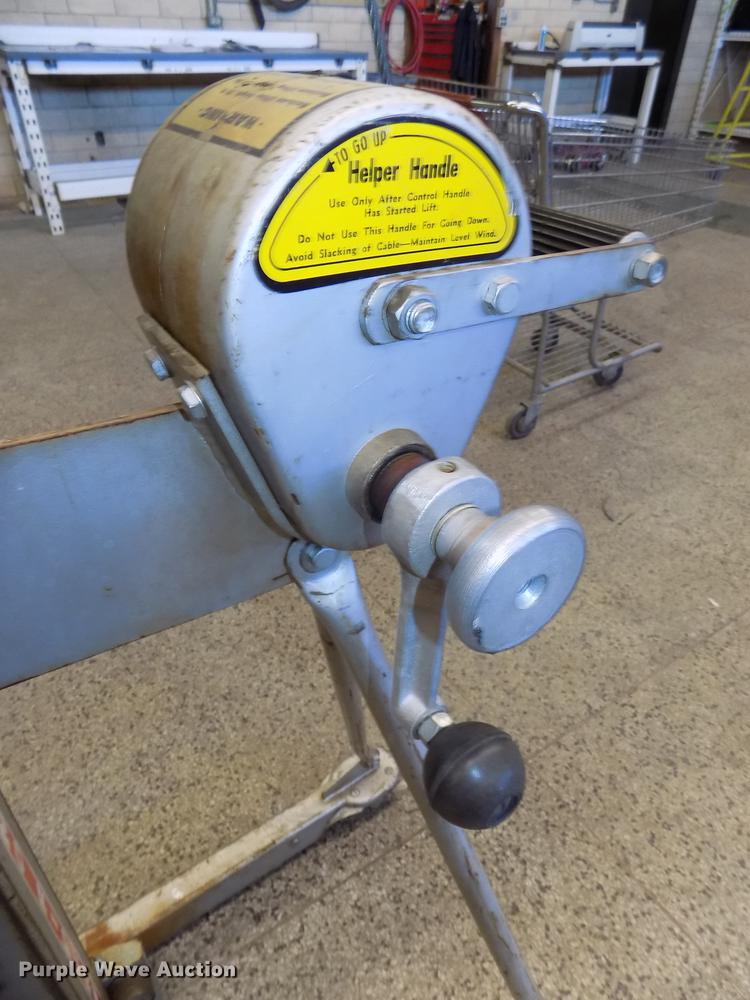 image for item DZ9625 Vermotte 520A material lift