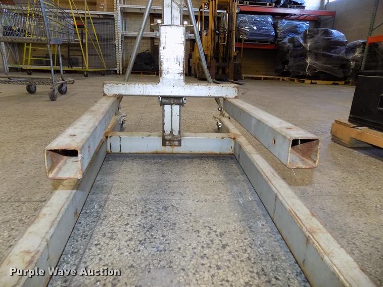 image for item DZ9625 Vermotte 520A material lift