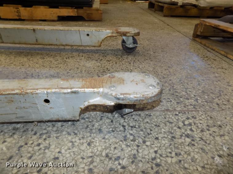 image for item DZ9625 Vermotte 520A material lift