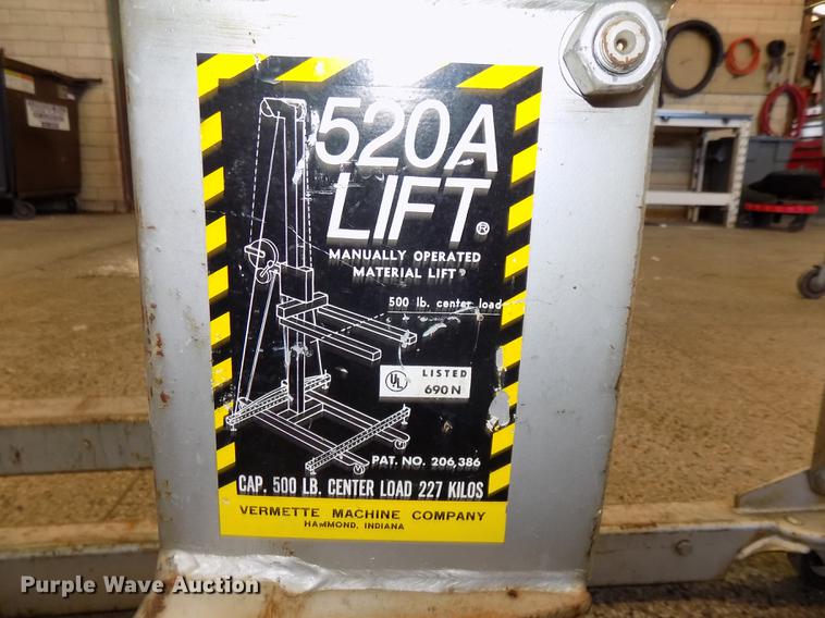 image for item DZ9625 Vermotte 520A material lift