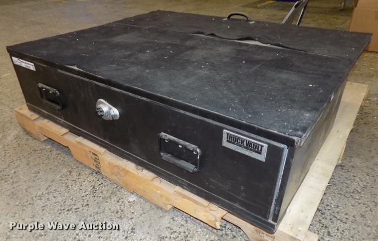 image for item DZ9626 Truck vault