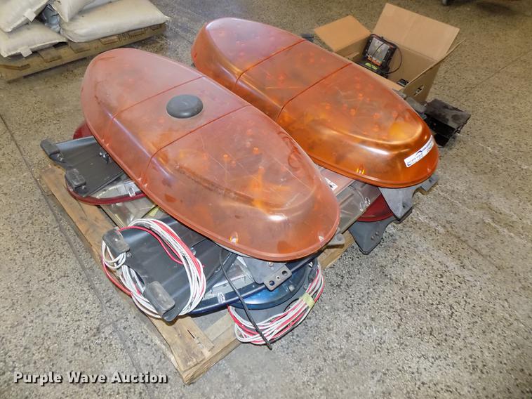 image for item DZ9627 Light bars and controllers