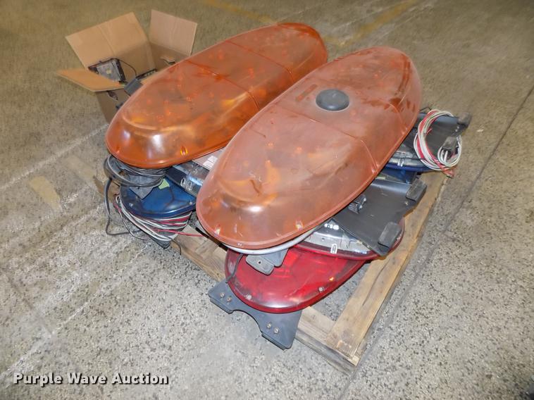 image for item DZ9627 Light bars and controllers