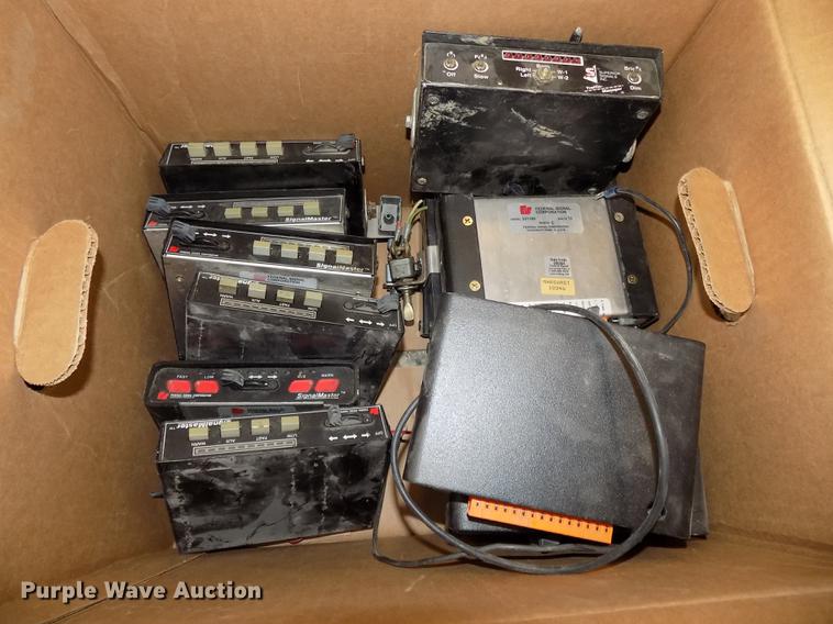 image for item DZ9627 Light bars and controllers