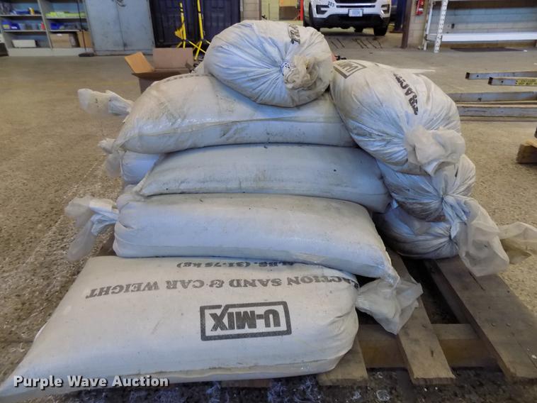 image for item DZ9628 (12) sand bags