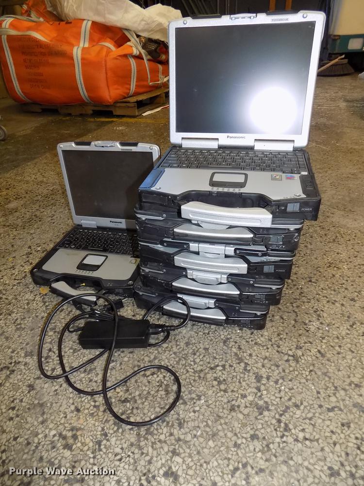 image for item DZ9630 (7) Panasonic Toughbook  laptop computers