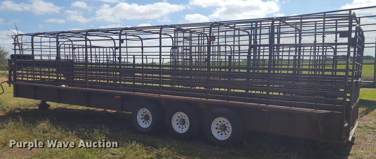 image for item EN9628 Livestock trailer