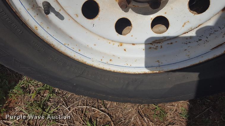 image for item EN9628 Livestock trailer