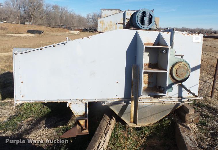 image for item EN9689 Grain elevator