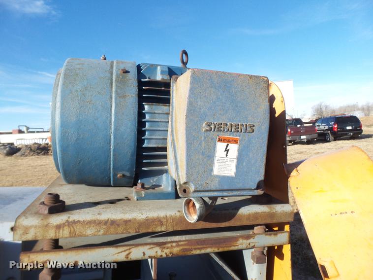 image for item EN9689 Grain elevator