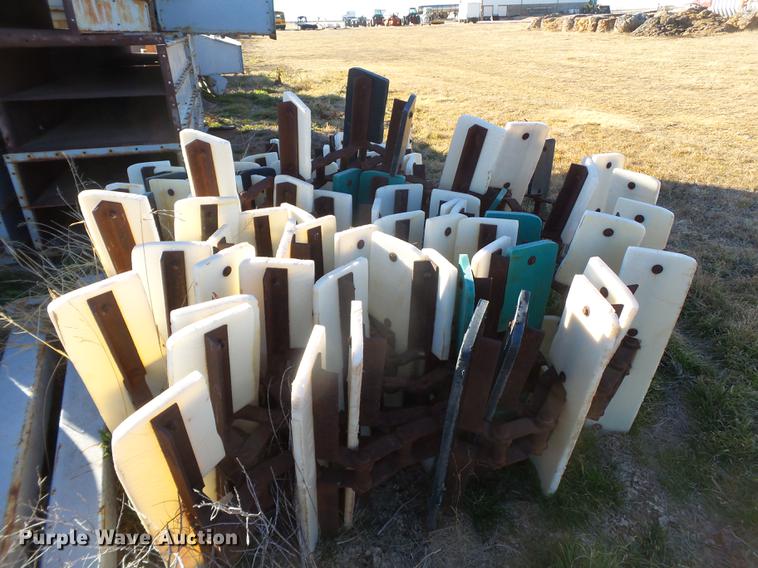 image for item EN9689 Grain elevator