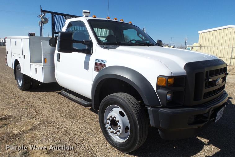image for item EN9708 2010 Ford F550 service truck