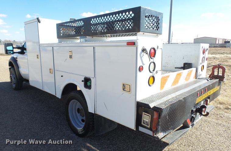 image for item EN9708 2010 Ford F550 service truck