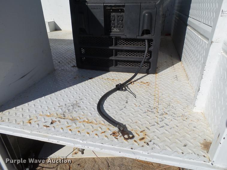 image for item EN9708 2010 Ford F550 service truck