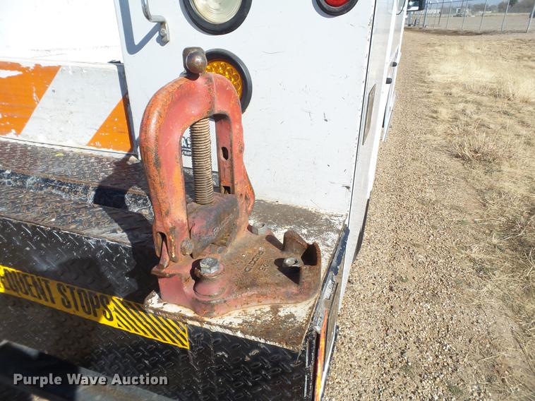 image for item EN9708 2010 Ford F550 service truck