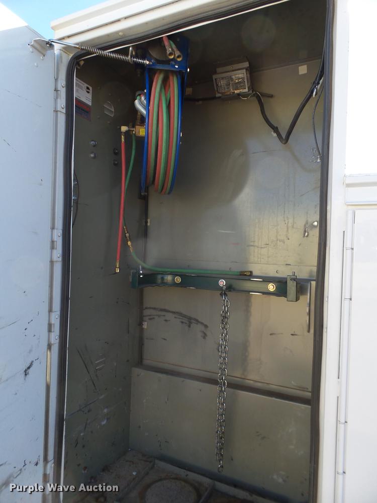 image for item EN9708 2010 Ford F550 service truck