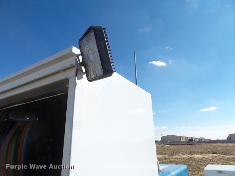 image for item EN9708 2010 Ford F550 service truck