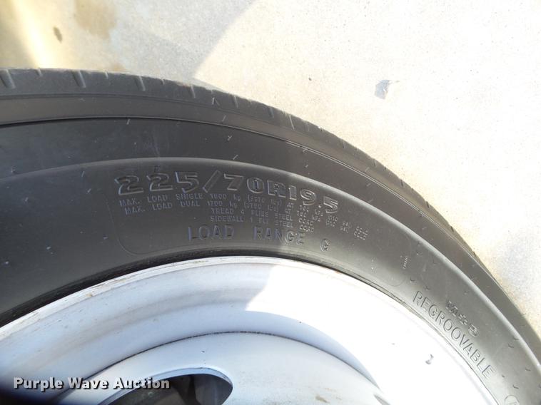 image for item EN9708 2010 Ford F550 service truck