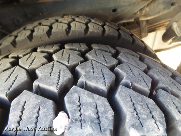 image for item EN9708 2010 Ford F550 service truck