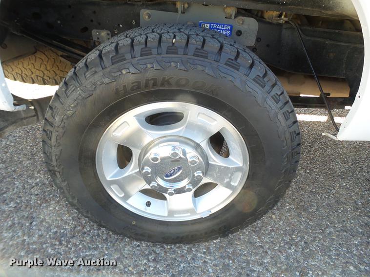 image for item EN9709 2015 Ford F250 Crew Cab pickup truck