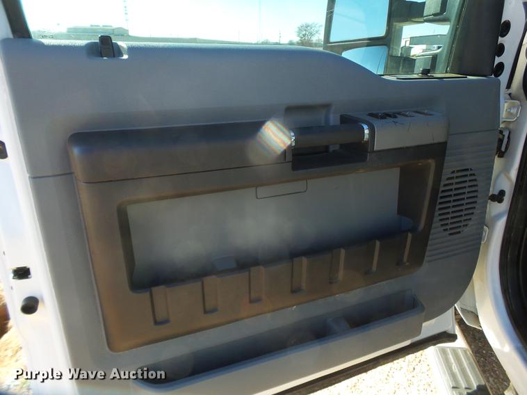 image for item EN9709 2015 Ford F250 Crew Cab pickup truck