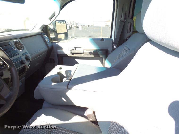 image for item EN9709 2015 Ford F250 Crew Cab pickup truck