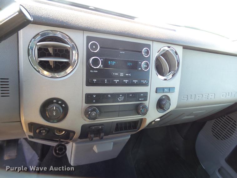 image for item EN9709 2015 Ford F250 Crew Cab pickup truck