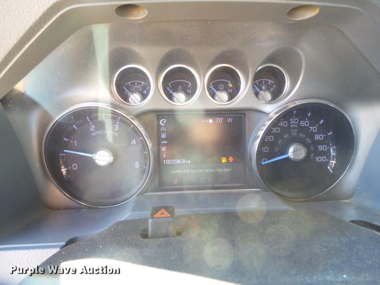 image for item EN9709 2015 Ford F250 Crew Cab pickup truck