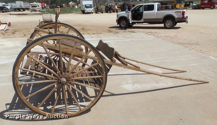 image for item EN9710 Horse buggy
