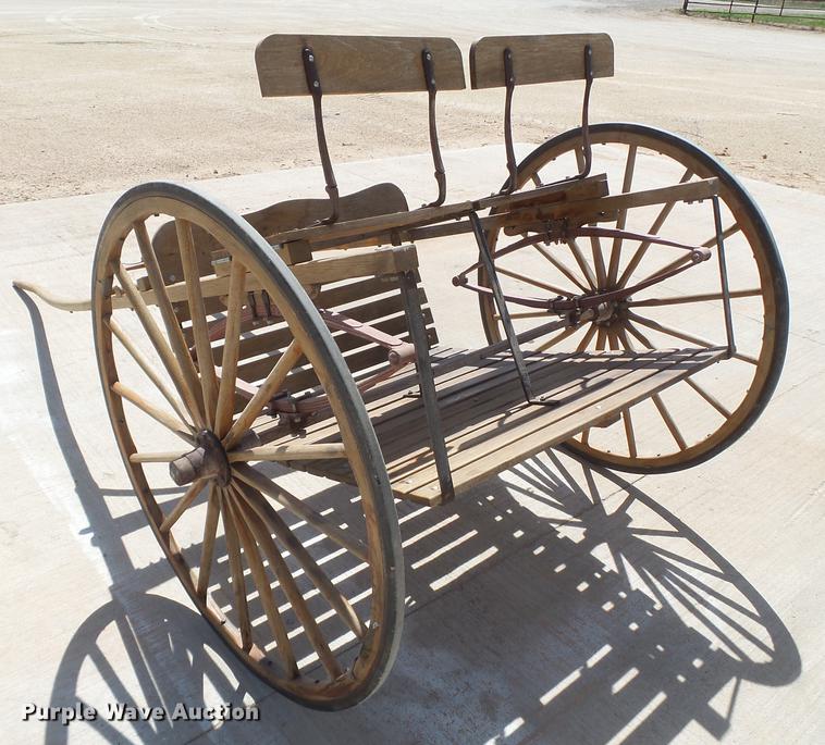 image for item EN9710 Horse buggy