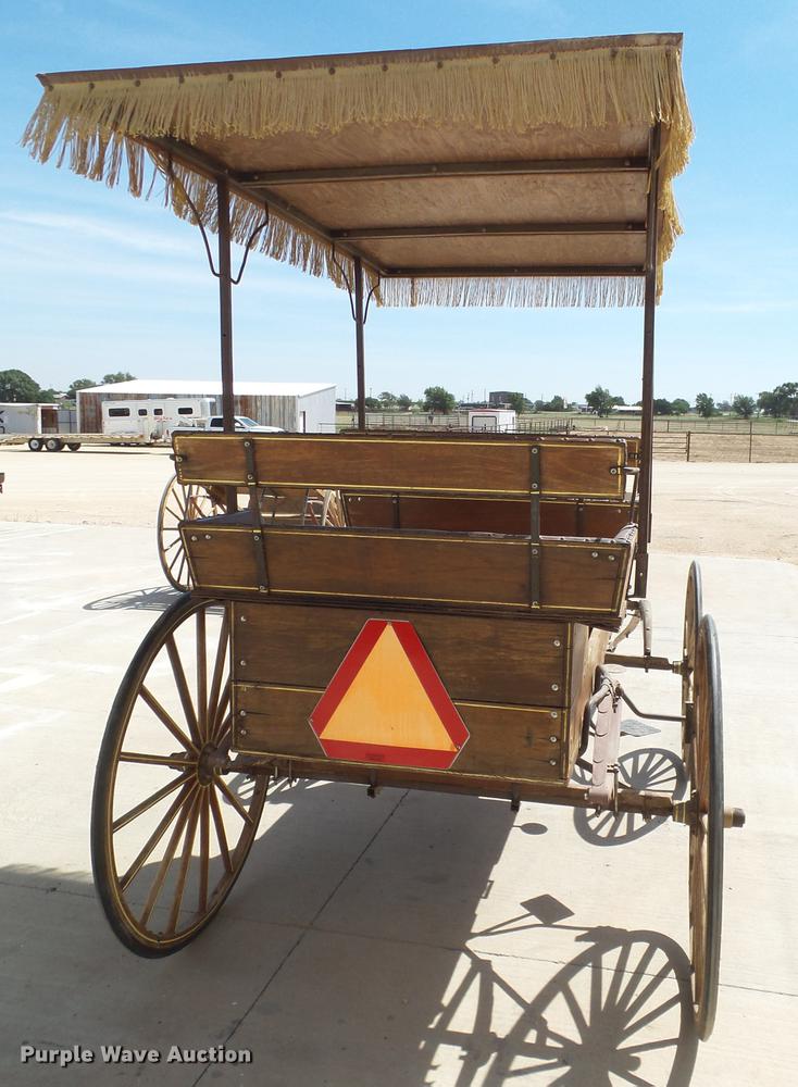 image for item EN9711 Horse carriage